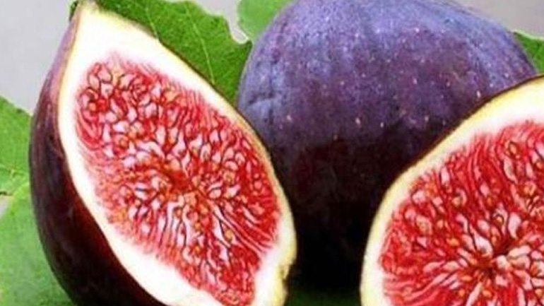 Διατηρήστε το μαύρισμά σας κάνοντας peeling με σύκα!