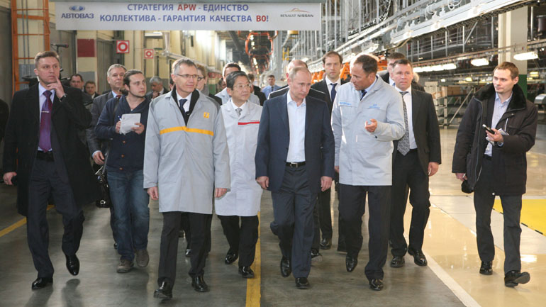 Στο πλάι της Nissan o Πούτιν