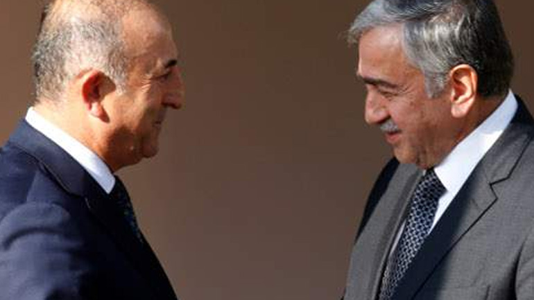 Τηλεφωνική συνομιλία Τσαβούσογλου – Ακιντζί