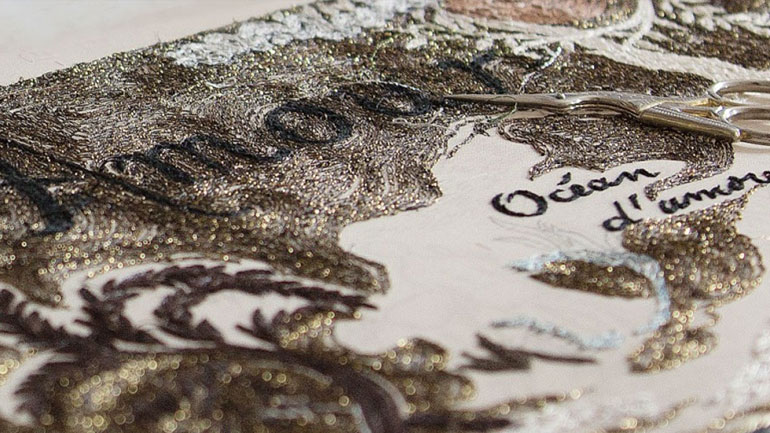 Αυτό το σακάκι του οίκου Dior χρειάστηκε 900 ώρες για να δημιουργηθεί!