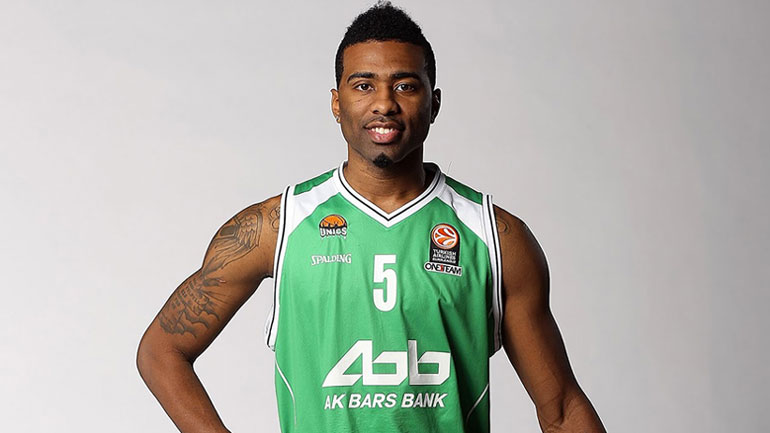 Στην Κίνα υπογράφει ο Κιθ Λάνγκφορντ