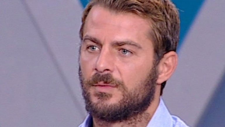 Γιώργος Αγγελόπουλος: «Θέλω να βγω, αλλά δεν με αφήνουν να βγω γιατί…»