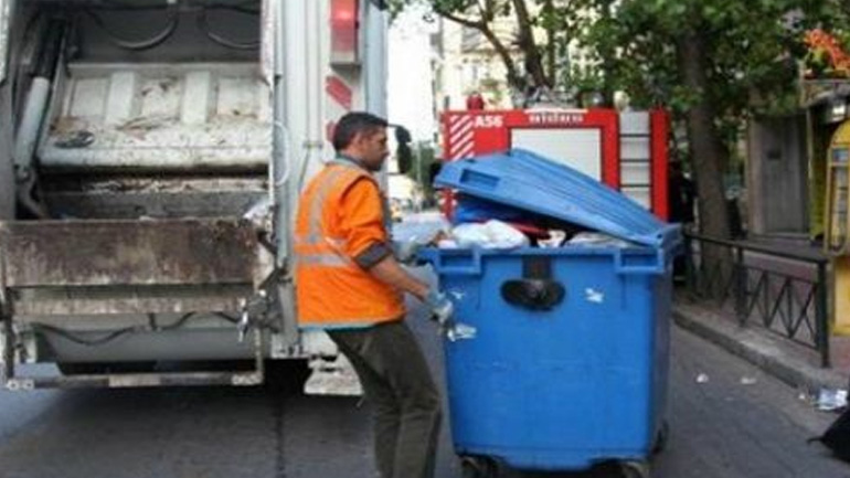 Λαμία: Ένταση στη συνεδρίαση του ΔΣ για τους συμβασιούχους που εργάζονταν στη διακομιδή απορριμμάτων