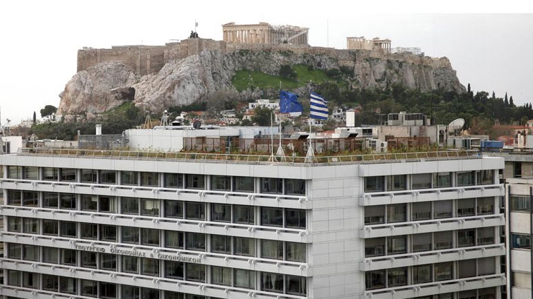 Παραδίδουν προϋπολογισμούς στα τέλη Αυγούστου τα υπουργεία