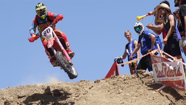 Π.Π. Enduro: Ο Σιαφαρίκας 1ος Έλληνας!