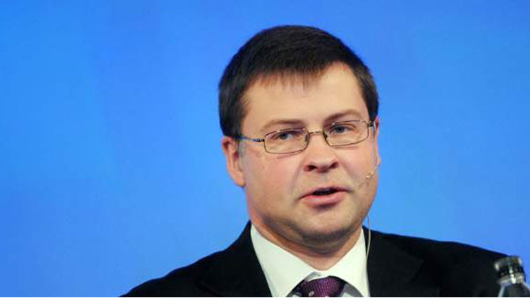 Βγαίνει από τη διαδικασία υπερβολικού ελλείμματος η Ελλάδα