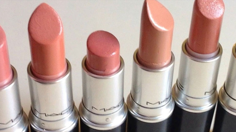 Πώς θα διαλέξω τη σωστή απόχρωση σε nude κραγιόν για το δέρμα μου;