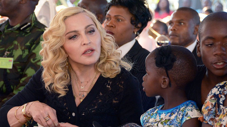 Η Madonna εγκαινίασε παιδιατρική κλινική στο Μαλάουι