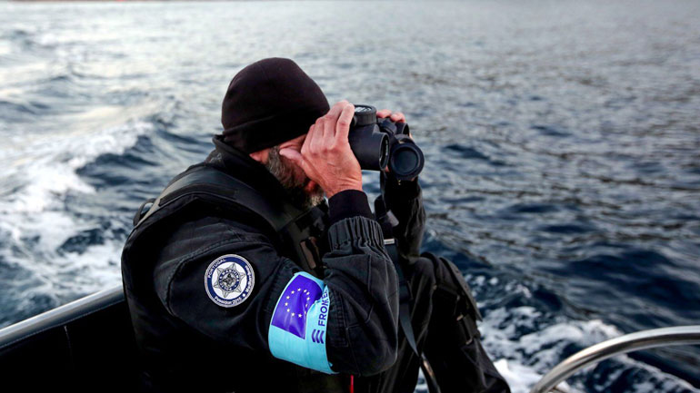 Η Frontex τείνει χείρα βοηθείας στην Ιταλία