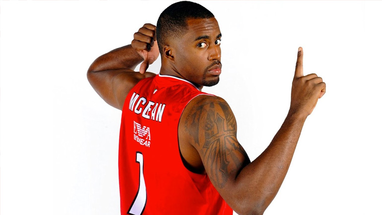 Προβάρει τα ερυθρόλευκα ο Τζαμέλ ΜακΛιν