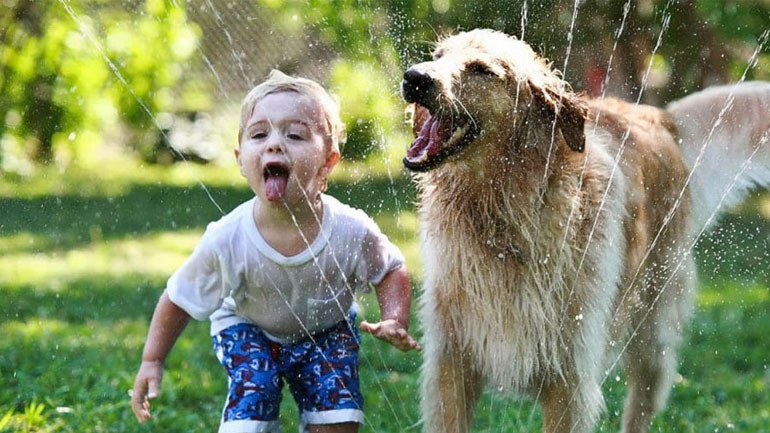 Ποια τα οφέλη της συνύπαρξης ενός παιδιού με ένα ζωάκι;