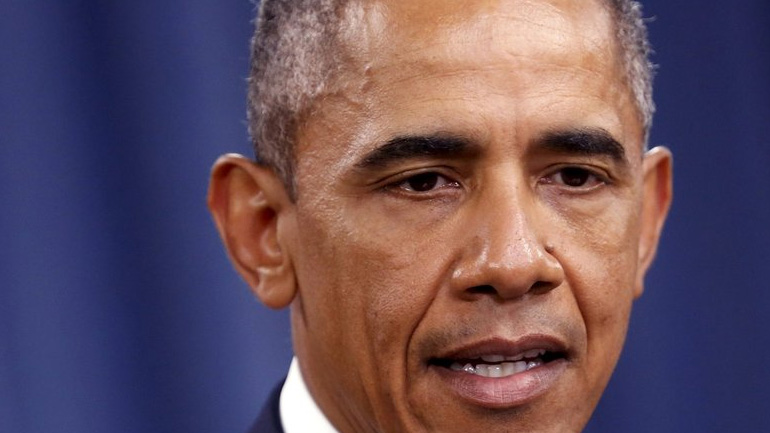 Ο Μπαράκ Ομπάμα επιστρέφει αργά και προσεκτικά στον πολιτικό στίβο