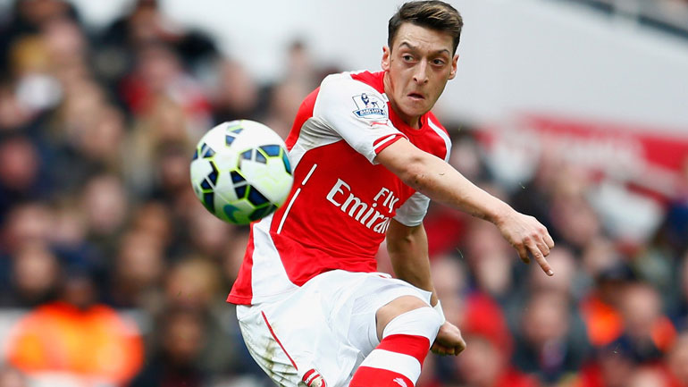 Οζίλ: «Θέλω να μείνω στην Άρσεναλ»