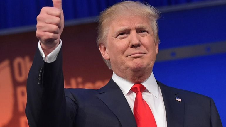 «Αναλλοίωτες» οι σχέσεις Παρισιού – Ουάσινγκτον διαβεβαιώνει ο Τραμπ