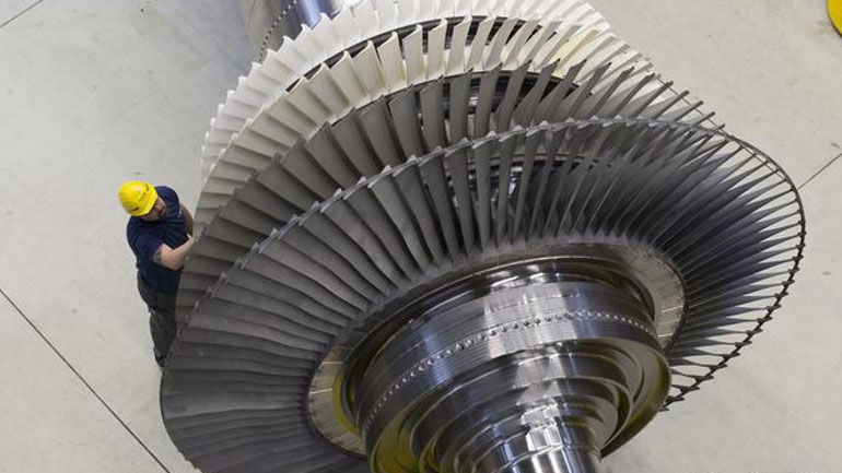 Το Κρεμλίνο ανακοίνωσε ότι οι αεροστρόβιλοι που τοποθετήθηκαν στην Κριμαία είναι ρωσικής κατασκευής