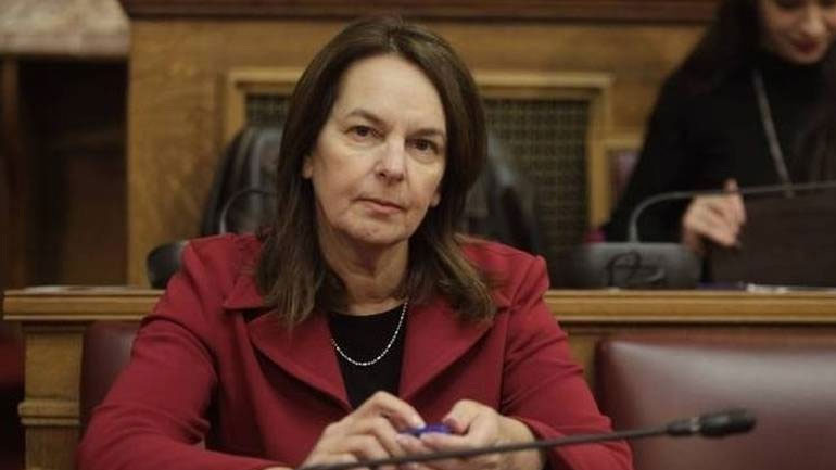 Κ. Παπανάτσιου: «Αν οι υπηρεσίες ζητήσουν παράταση για τις φορολογικές δηλώσεις, θα την υπογράψω»