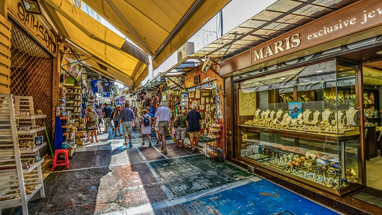 Πόλος έλξης επενδυτών για νέες ξενοδοχειακές μονάδες γίνεται η Αθήνα