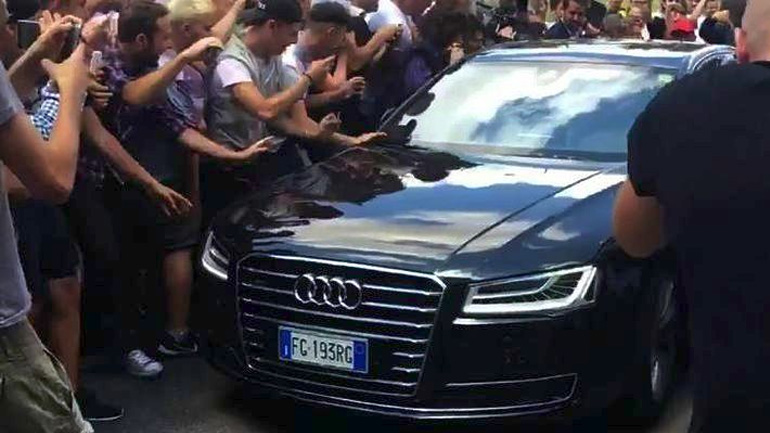 «Ντελίριο» στη Μίλαν για Μπονούτσι