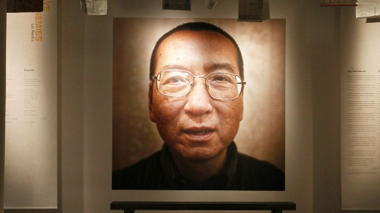 Κίνα: Αποτεφρώθηκε η σορός του αντιφρονούντα νομπελίστα ειρήνης Λιου Σιαομπό