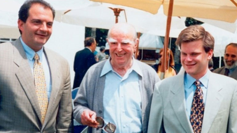 Για τον Μητσοτάκη ο Καραμανλής είναι… διπλός κίνδυνος