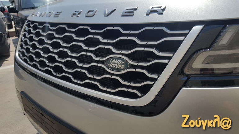 Η εμπρός μάσκα του βρετανικού μοντέλου