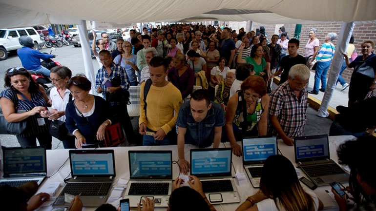 Βενεζουέλα: Ανεπίσημο δημοψήφισμα διεξάγεται σήμερα από την αντιπολίτευση