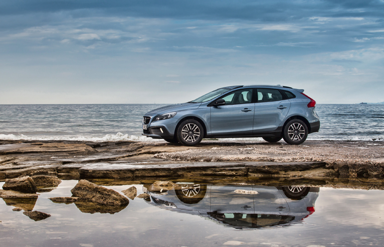 Η έκδοση Cross Country δεν κρύβει τον περιπετειώδη χαρακτήρα της...