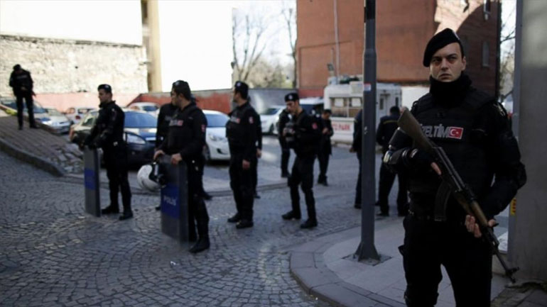 Συνεχίζονται οι συλλήψεις στην Τουρκία: Χειροπέδες σε 115 υπόπτους