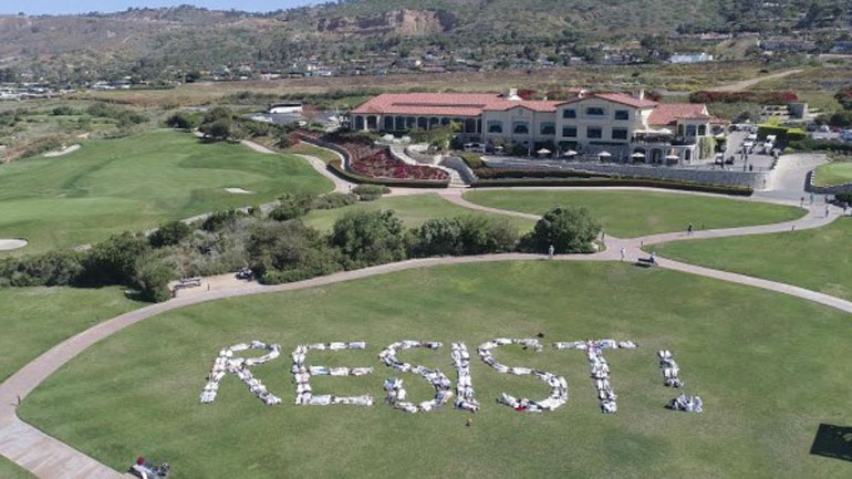 Διαμαρτυρία κατά του Τραμπ στο U.S. Women’s Open