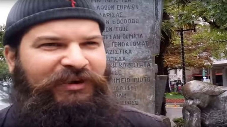 Στη Δικαιοσύνη το βίντεο με τον βανδαλισμό του μνημείου Ολοκαυτώματος στη Λάρισα