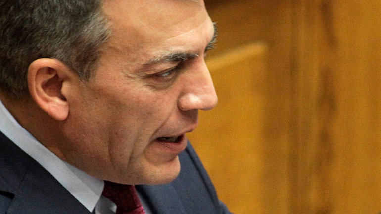 Βρούτσης: «13 πληγές άνοιξε στο σώμα της κοινωνίας ο κ. Τσίπρας»