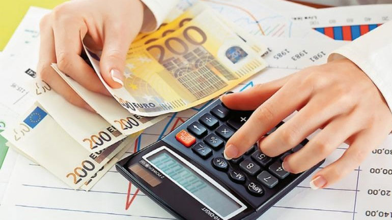 ΕΚΤ: Οι τράπεζες στην Ευρώπη θα διευκολύνουν τη δανειοδότηση επιχειρήσεων