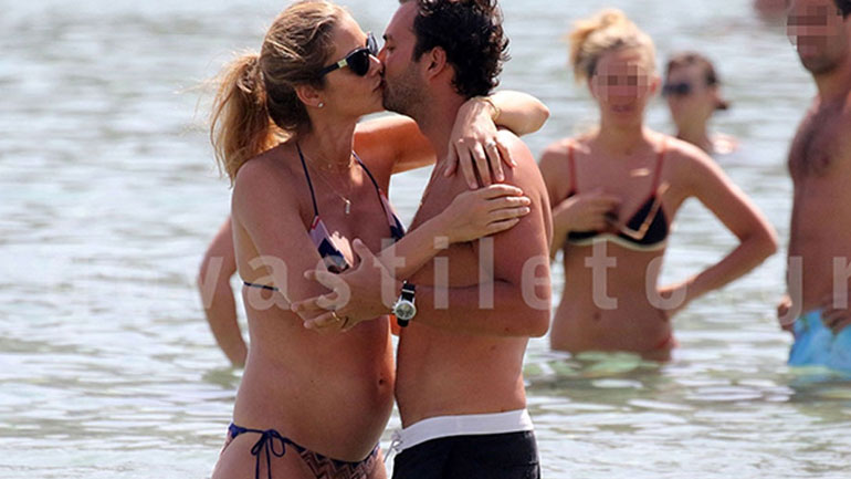 Ana Beatriz Barros-Karim El Chiaty: Στη Μύκονο έναν χρόνο μετά τον γάμο τους!