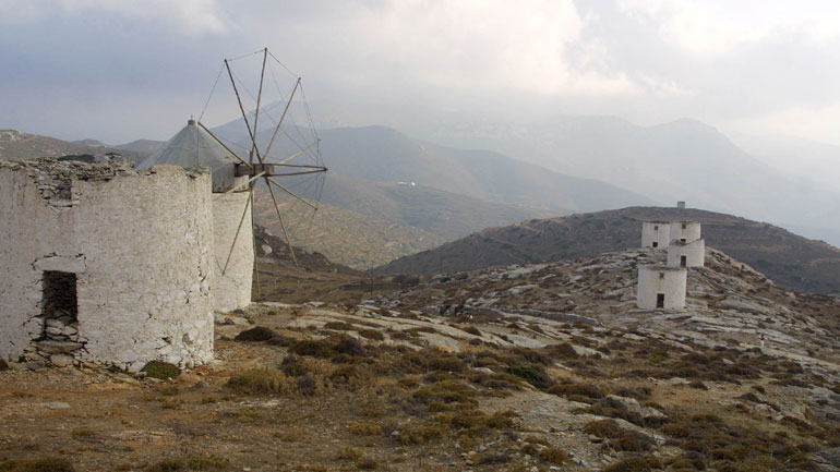Handelsblatt:  Οι σύγχρονοι σκλάβοι του ελληνικού τουρισμού