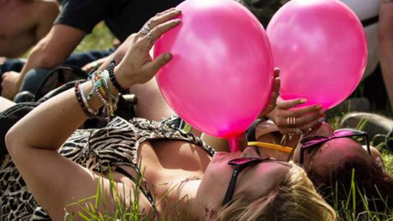 Μηνιγγίτιδα έριξε σε κώμα τη νεαρή Βρετανίδα στα Μάλια