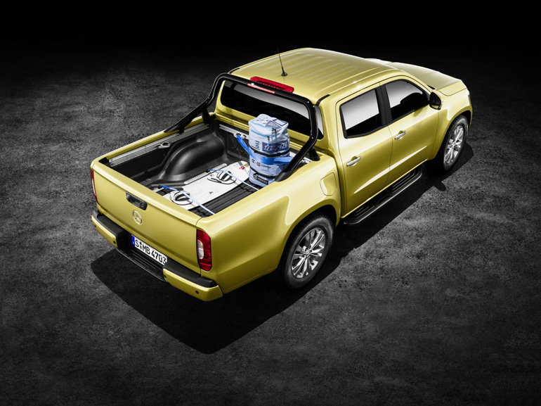 Mercedes με... καρότσα!