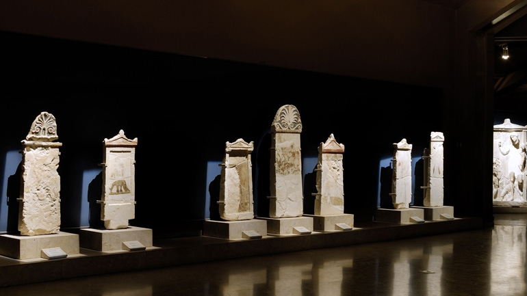 «Ουδεμία βλάβη σε αρχαία αντικείμενα» του Μουσείου Βασιλικών Τάφων των Αιγών