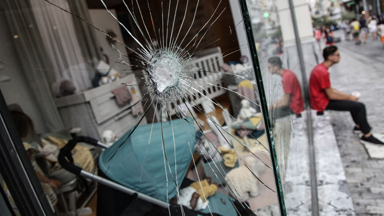 ΕΒΕΑ: Στις 155.000 ευρώ το εκτιμώμενο κόστος των ζημιών που υπέστησαν 42 επιχειρήσεις στην Ερμού