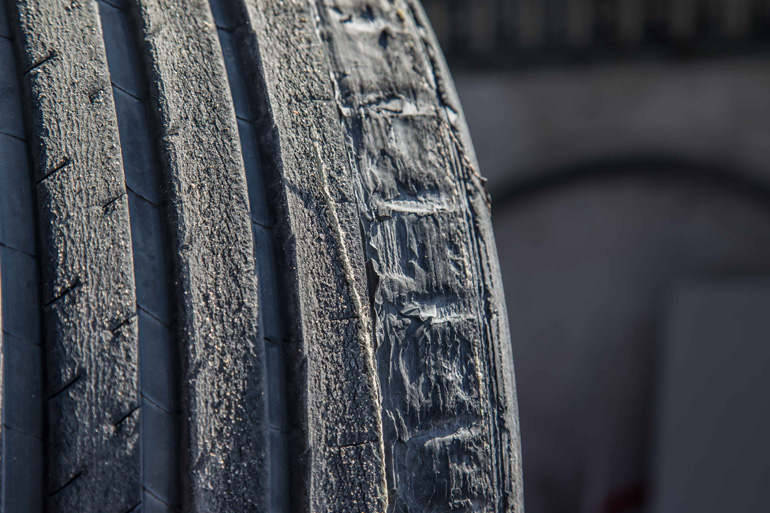 Όταν αρχίζουν να κάνουν την εμφάνισή τους τα λινά...