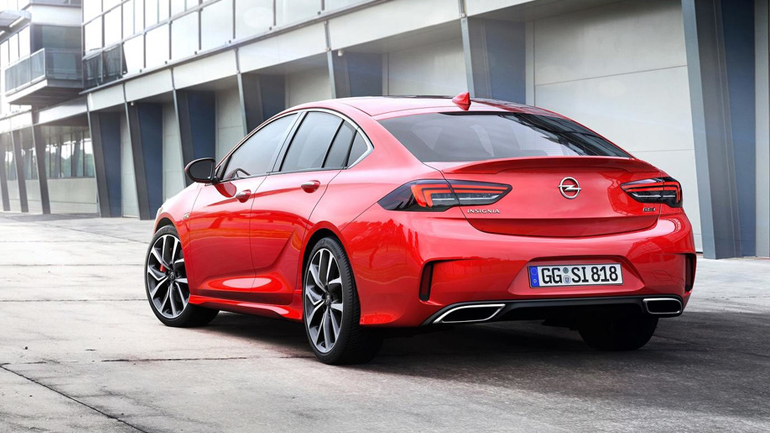 Πιο «καυτό» από ποτέ το Opel Insignia