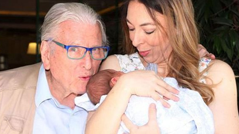 Κώστας Βουτσάς & Αλίκη Κατσαβού: Όλες οι λεπτομέρειες για τη βάφτιση του γιου τους