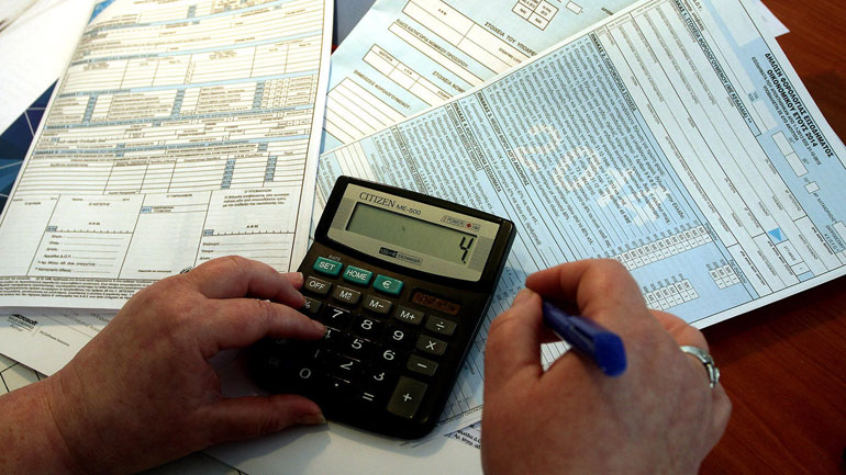 Κρήτη: Άνεργος καλείται να πληρώσει χιλιάδες ευρώ στην εφορία