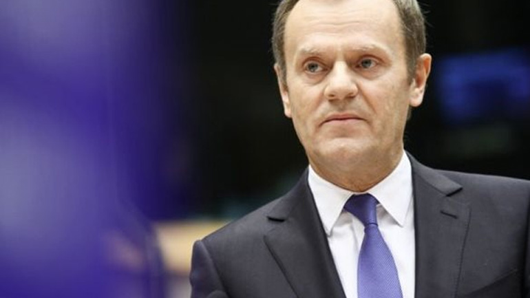 Πρόθυμος να συζητήσει με την πολωνική ηγεσία την «πολιτική κρίση» ο Τουσκ