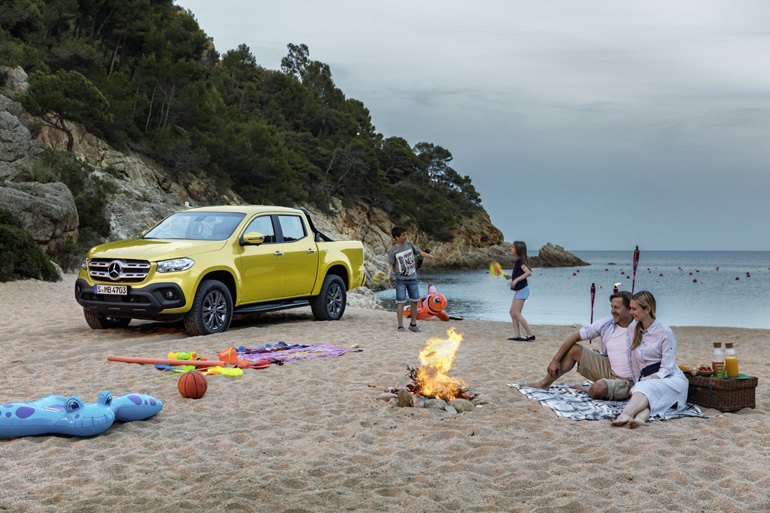 Η X-Class είναι ένα μοντέλο που σύμφωνα με την Mercedes απευθύνεται και σε οικογένειες που θέλουν να έχουν έναν διαφορετικό και δραστήριο τρόπο ζωής