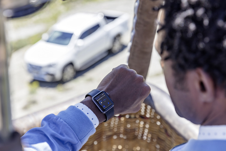 Ανά πάσα ώρα και στιγμή μπορείς να βλέπεις πού βρίσκεται το όχημά σου, να ελέγχεις τη στάθμη καυσίμου κ.ά.