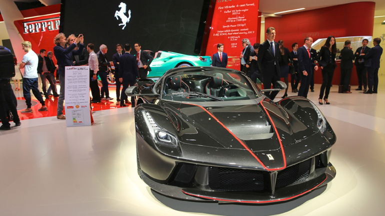 Ξεπούλησε με ένα e-mail η LaFerrari Aperta! Ξεπούλησε με ένα e-mail η LaFerrari Aperta!