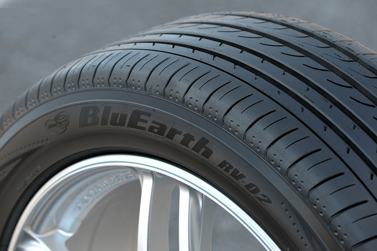 Αποδοτικό και όμορφο σχεδιαστικά το νέο BlieEarth RV-02