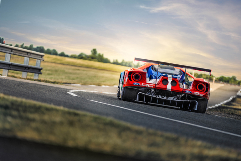 Η φωτογραφία του GT μιλά από μόνη της...