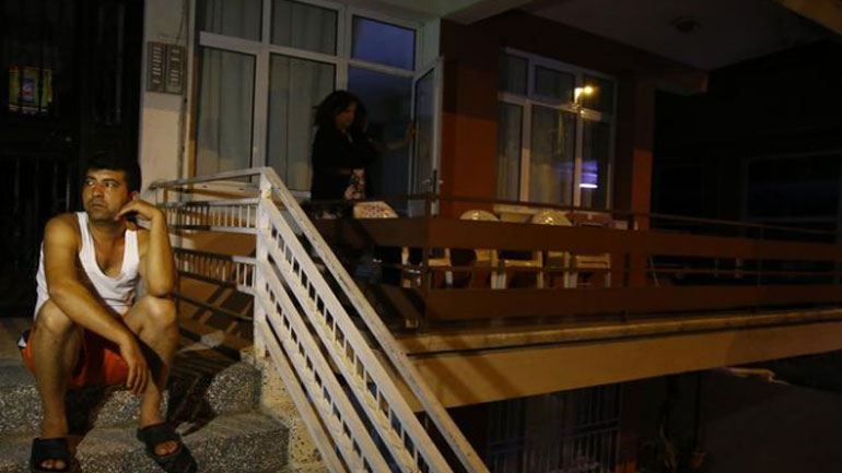 Τουρκία: Δεν υπάρχουν προς το παρόν θύματα ή μεγάλες υλικές ζημιές μετά τον σεισμό