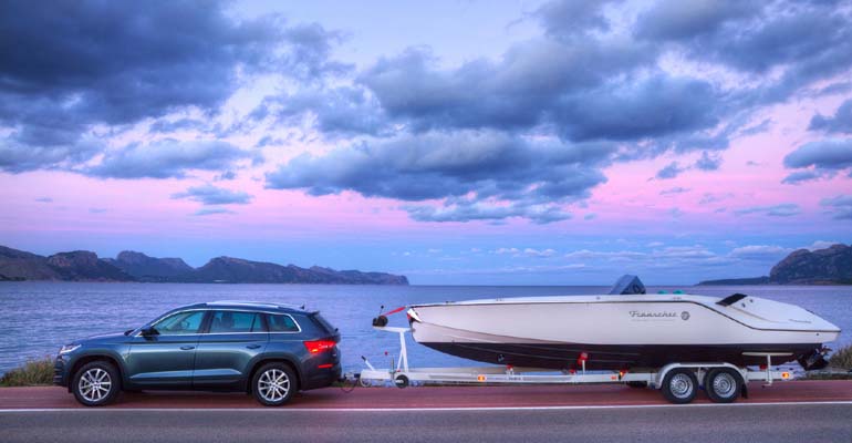 Ρυμουλκεί με άνεση και ασφάλεια σκάφος χάρη στις τεχνολογίες που φέρει